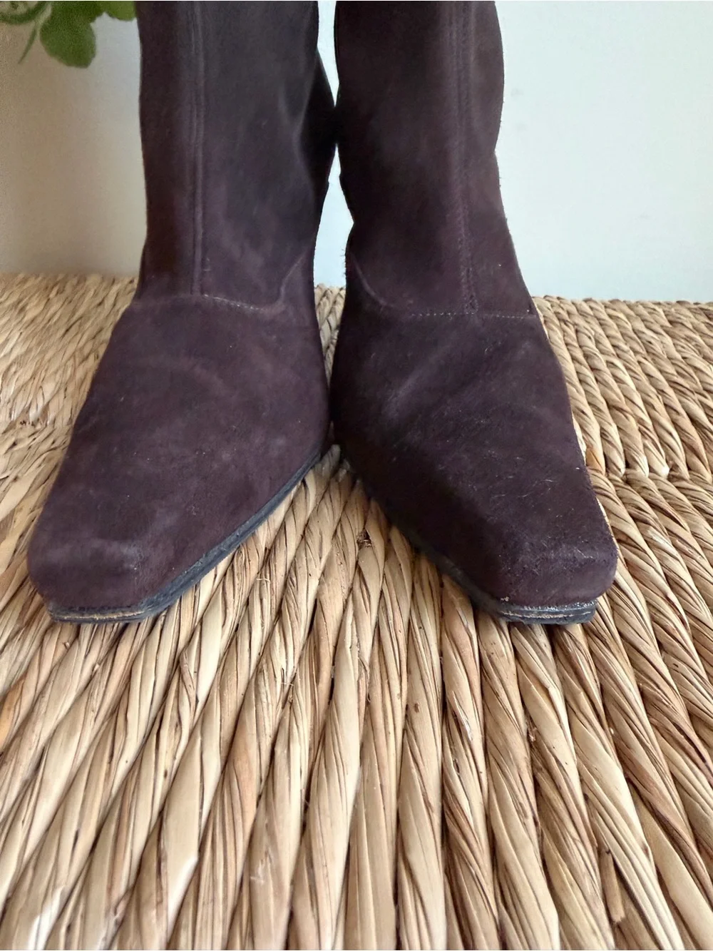 Stuart Weitzman Brown Suede Square Toe Knee High Kitten Heel Boots 8 1/2